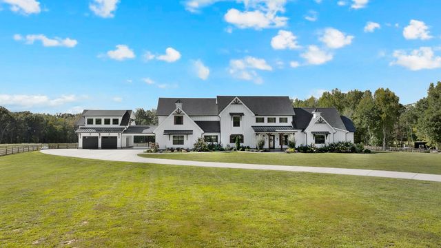 2216 Sp Anderson Rd, Manchester