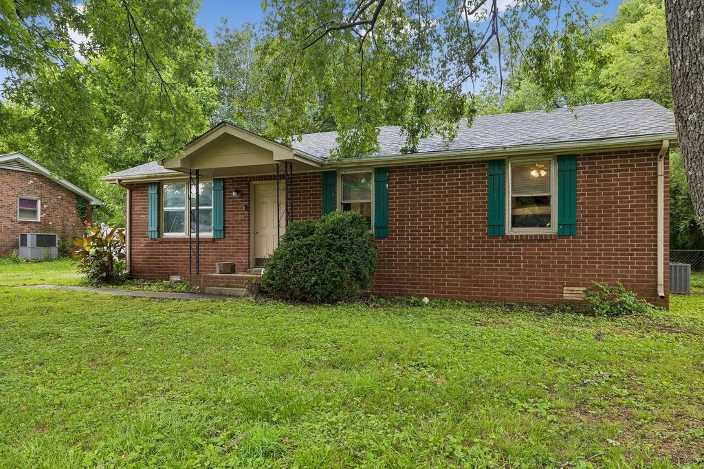 109 Red Berry Rd, Smyrna