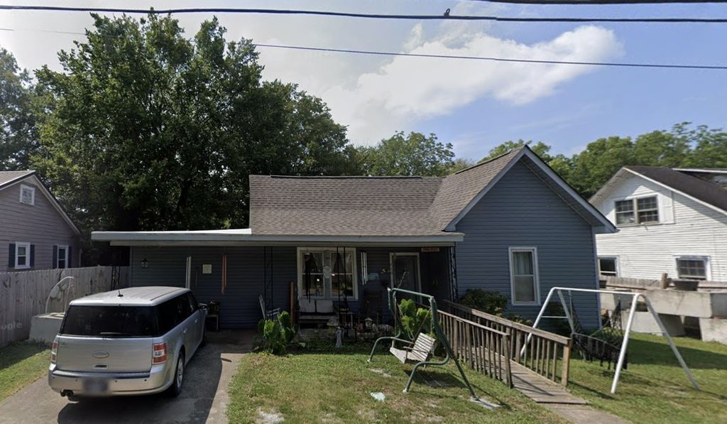 210 Jefferson St, Fayetteville