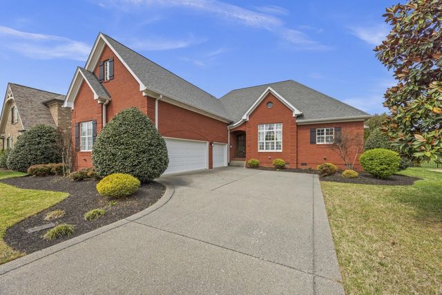 113 Nogs Gdn, Gallatin