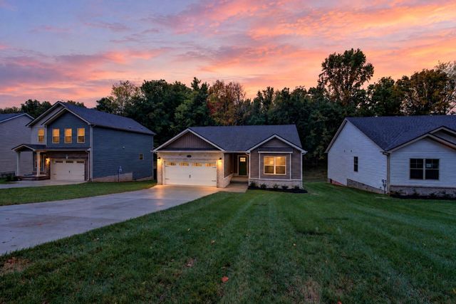 158 Irish Hills, Clarksville
