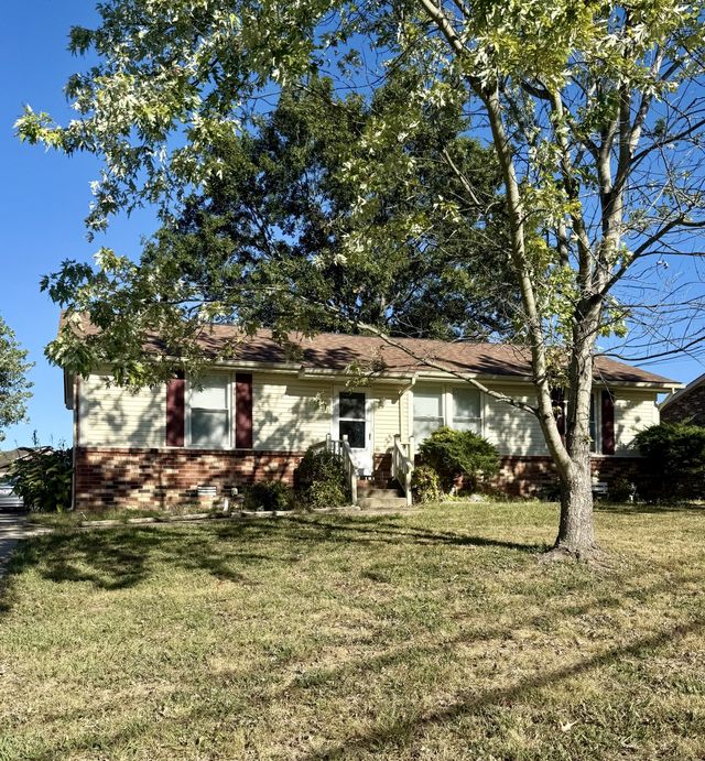 237 Evergreen Cir, Hendersonville