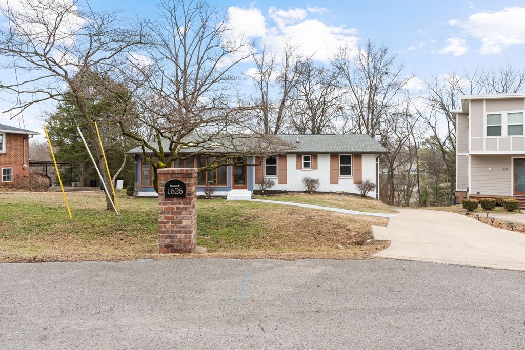 1626 Lethia Dr, Nashville