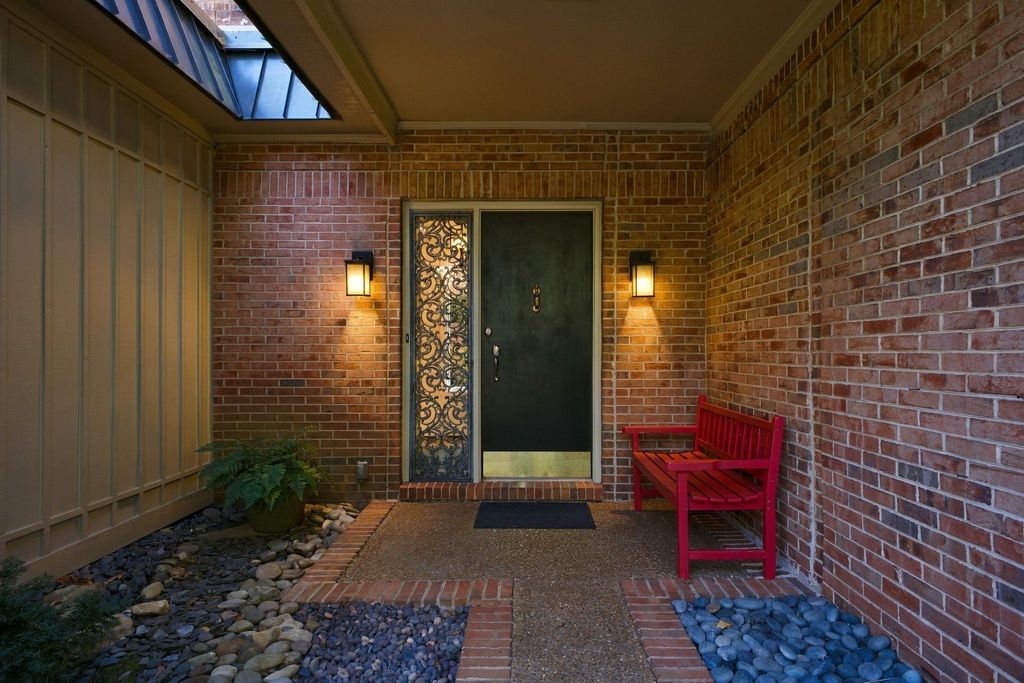 634 Timber Ln, Nashville