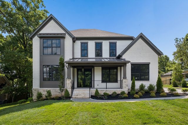 2808 White Oak Dr, Nashville