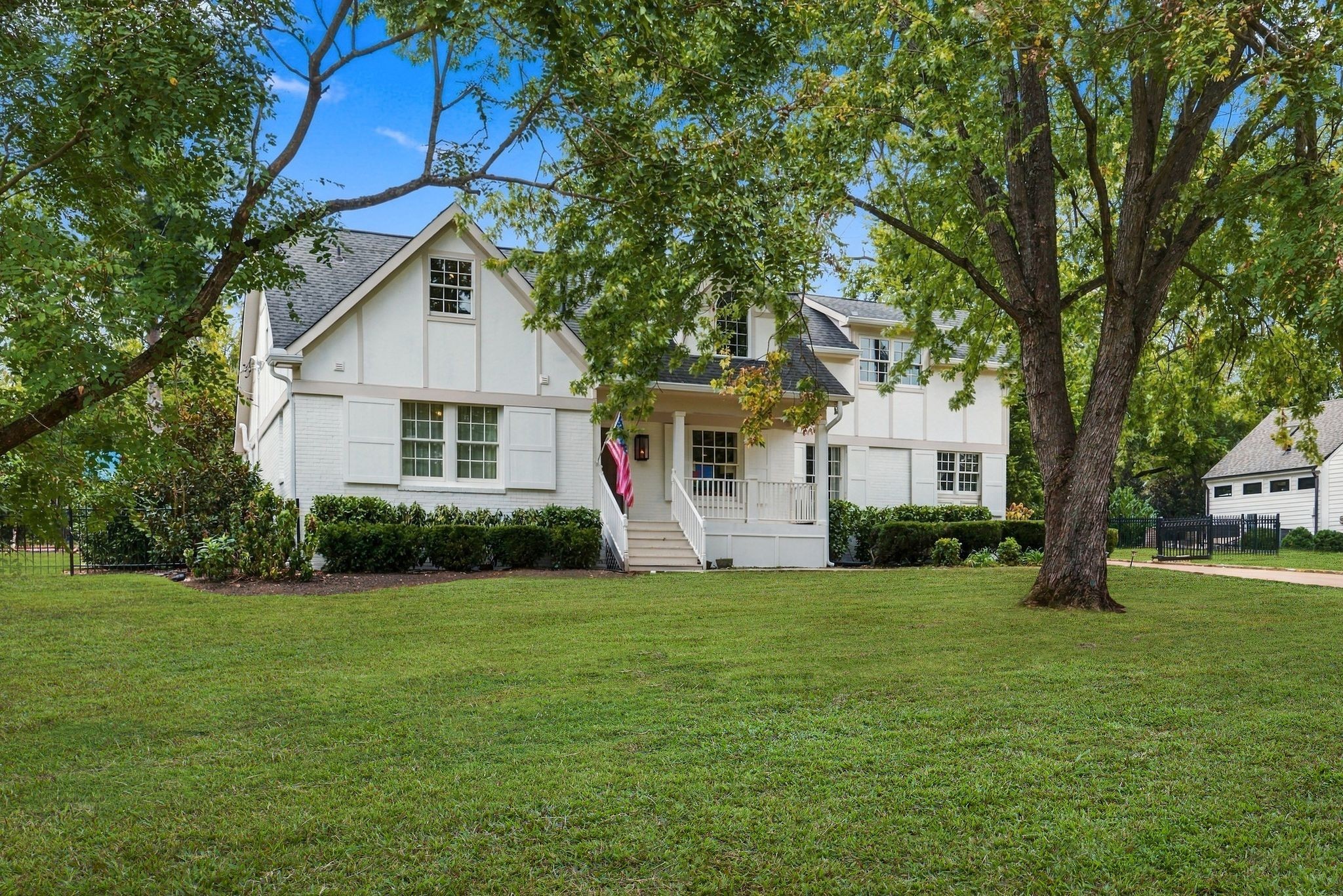 Home for sale in 200 Leake Ave Nashville, TN