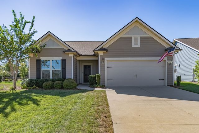 2207 Henderson Dr, Spring Hill