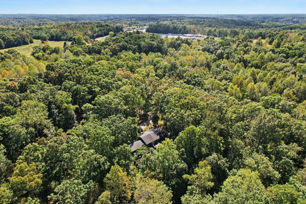 720 Harris Rd, Dickson