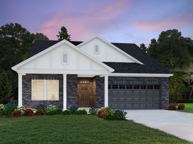 1060 Farm Ridge Dr, Hendersonville