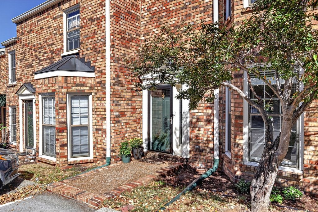 135 Matthew Ln, Nashville