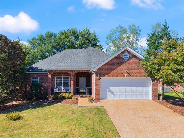 6769 Autumn Oaks Dr, Brentwood