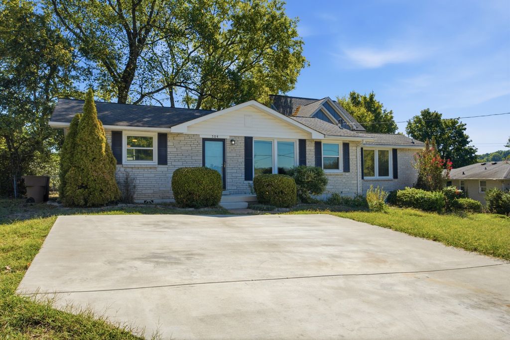 504 Highcrest Dr, Nashville