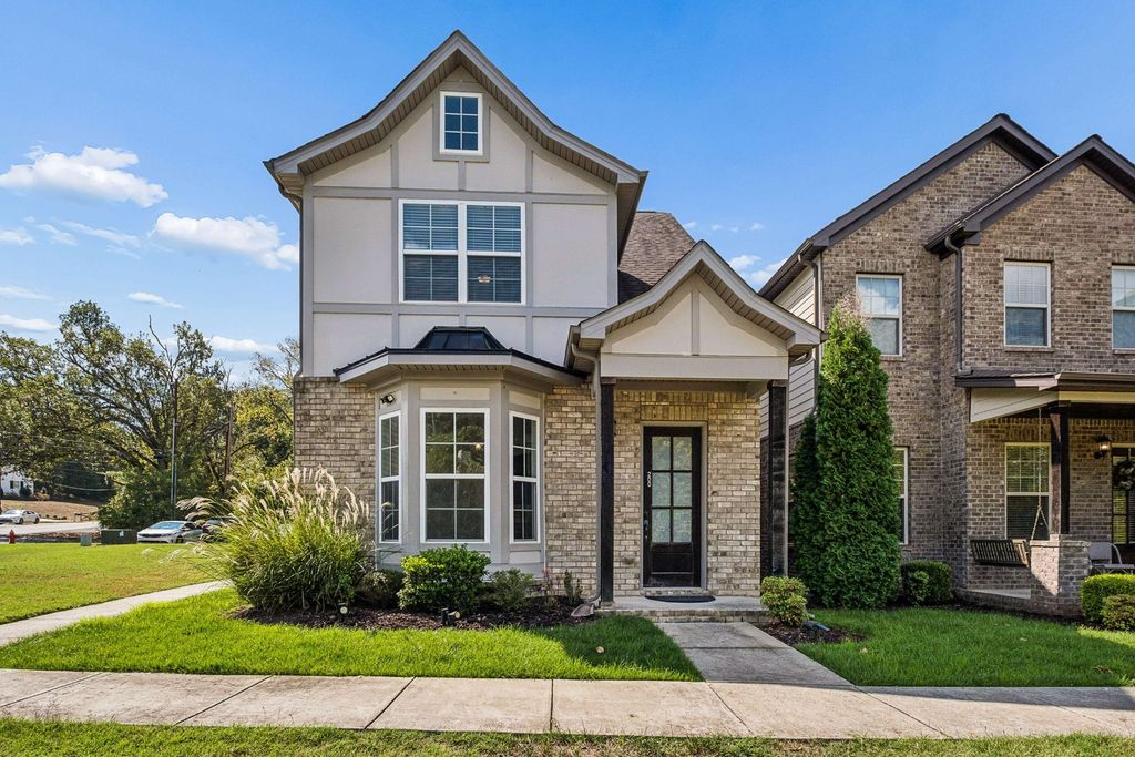 200 Cedar Place Row, Nashville