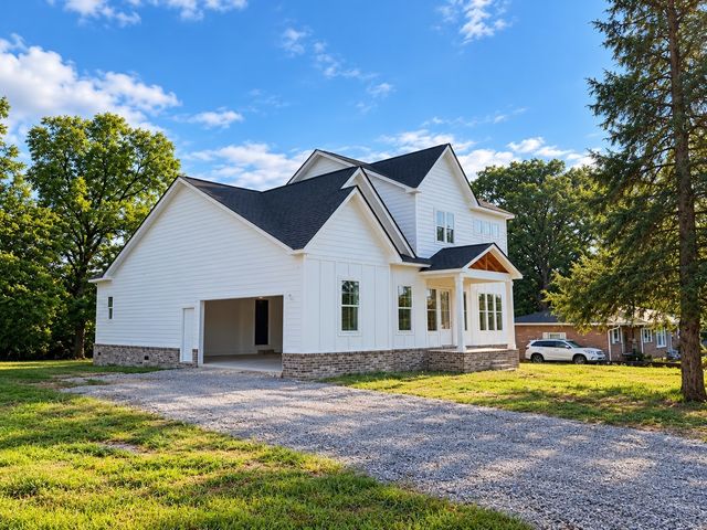 115 Belaire Dr, Smyrna