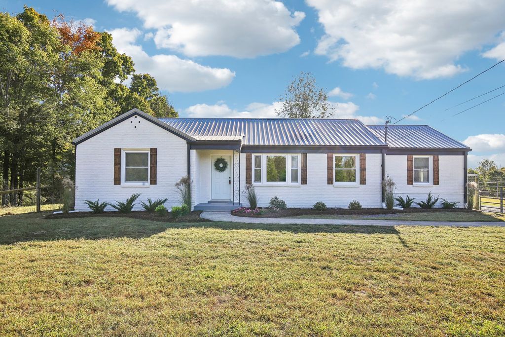 3116 Ivey Point Rd, Goodlettsville