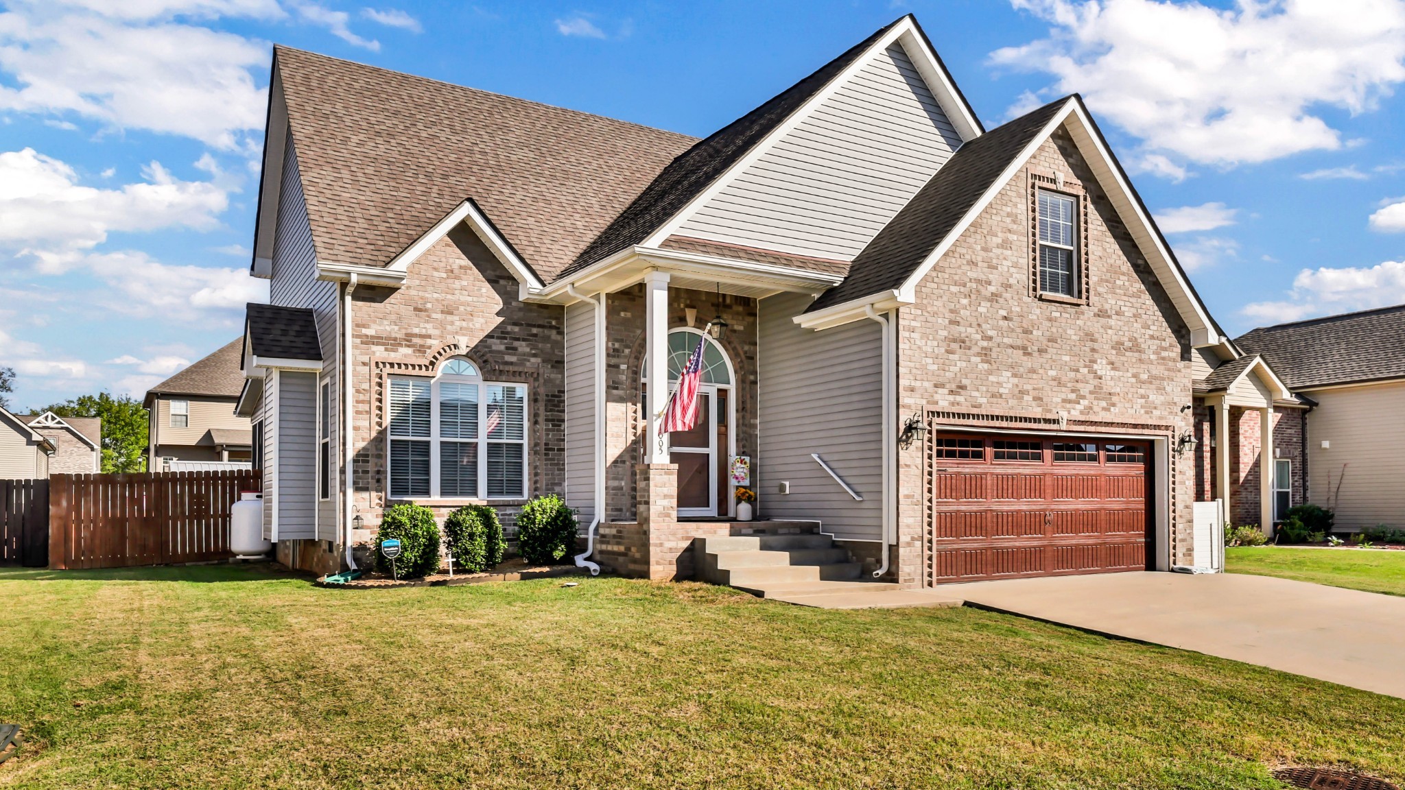 Photo for MLS 3615432 in 1005 Shirley Dr Clarksville, TN - 37042
