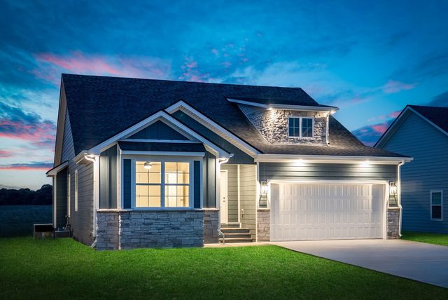 908 Bankside Dr, Clarksville