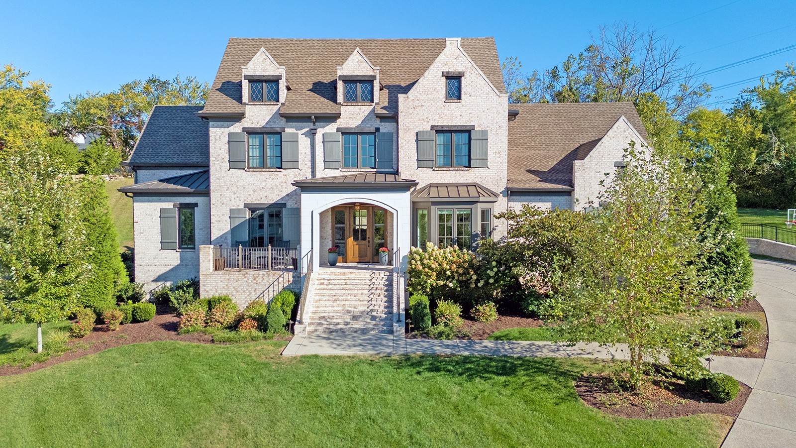 Photo for MLS 3615573 in 9265 Berwyn Ct Brentwood, TN - 37027