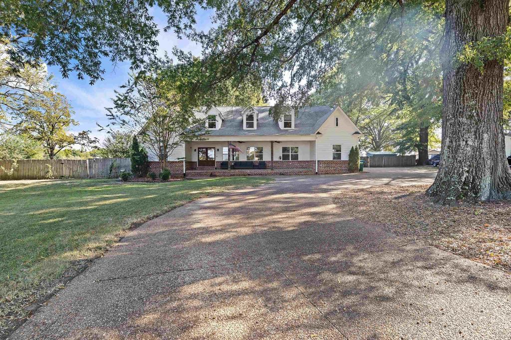 11153 Memphis Arlington Rd, Arlington