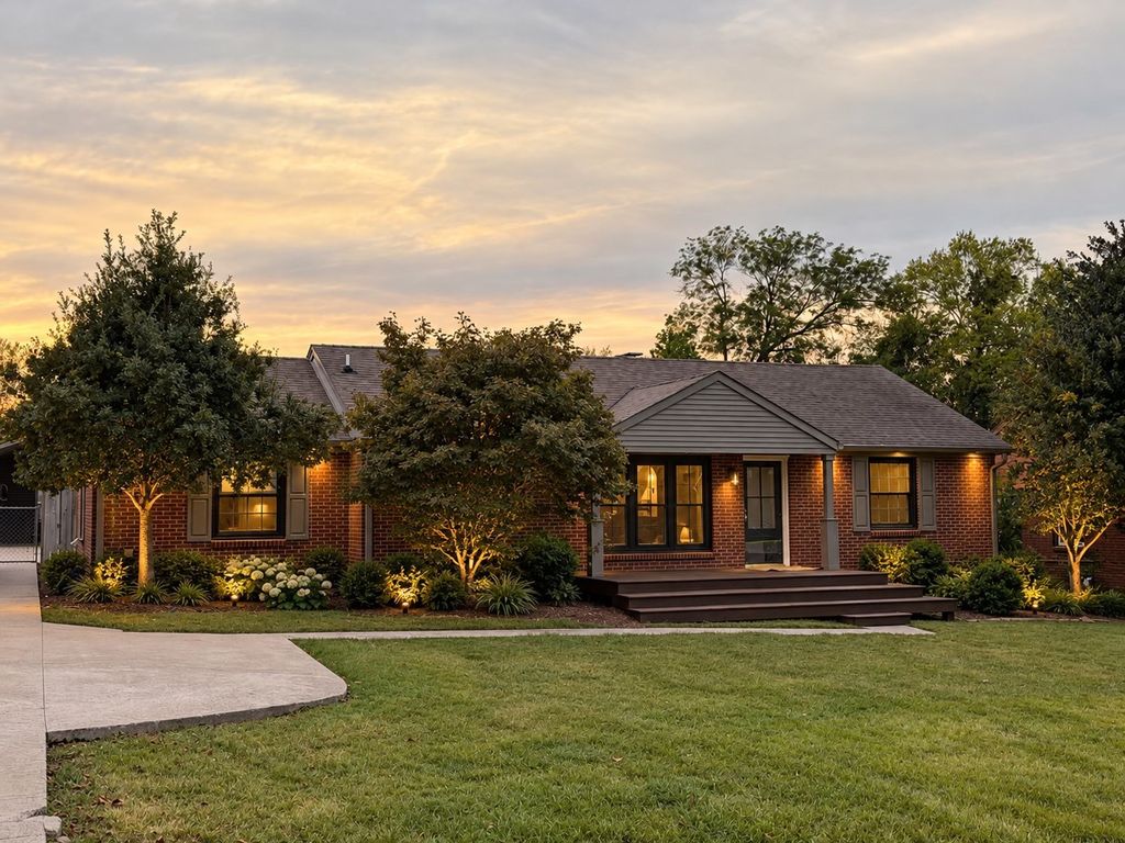 226 Dellrose Dr, Nashville