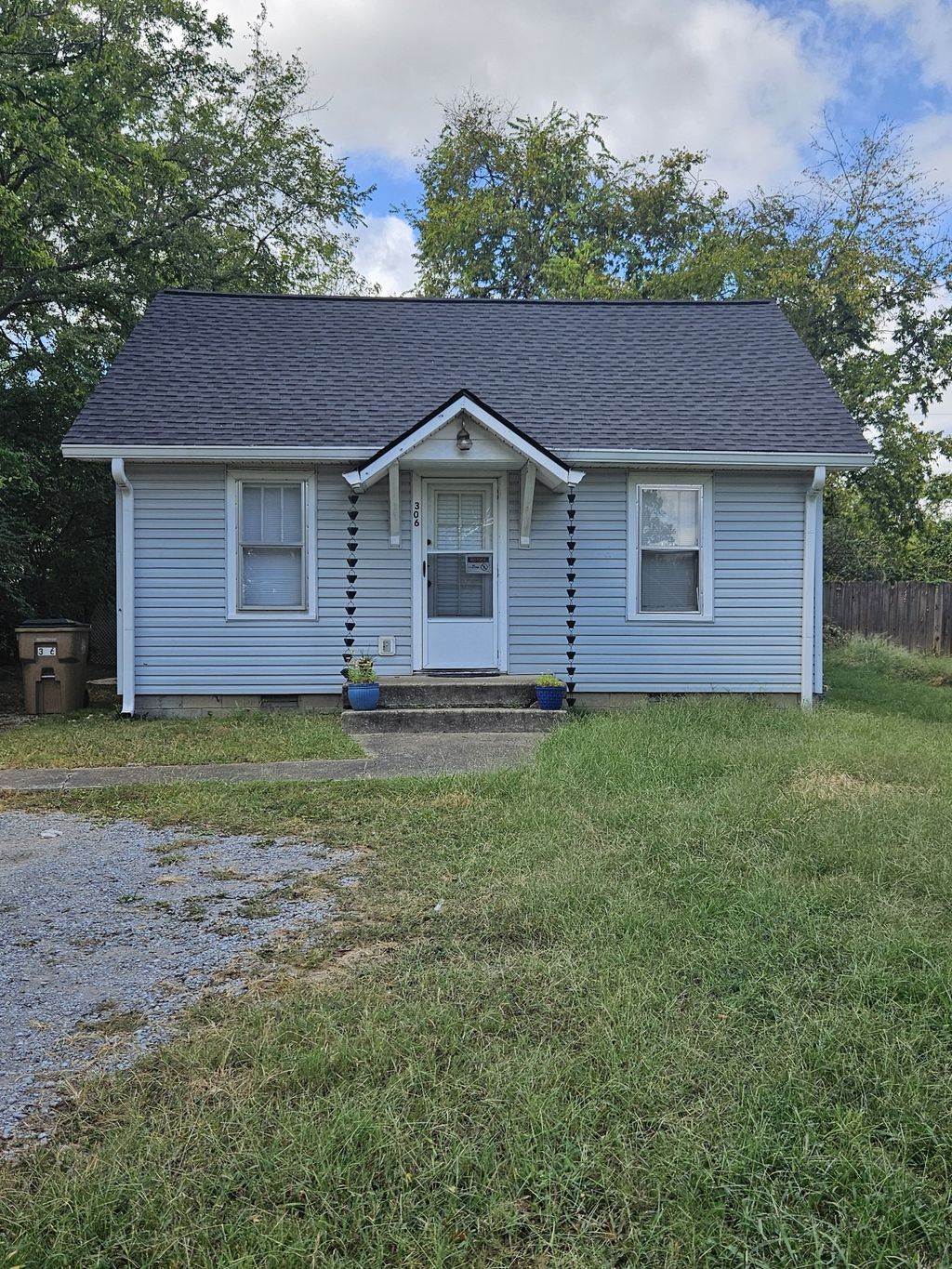 306 Mcarthur Dr, Madison
