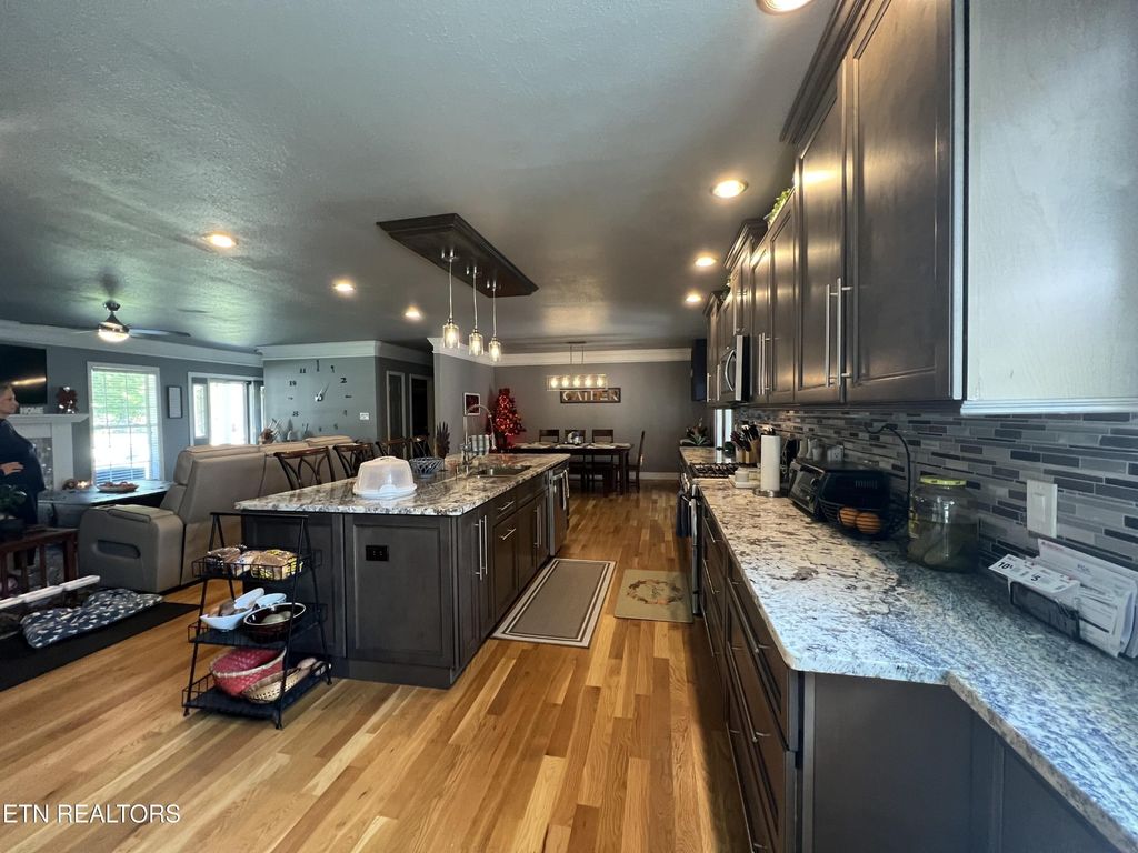 186 Cabot Lane, Rockwood