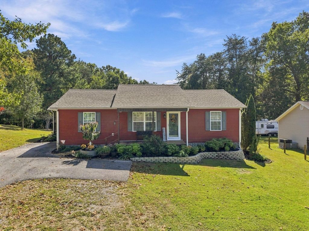 394 Nixon Drive, Dayton