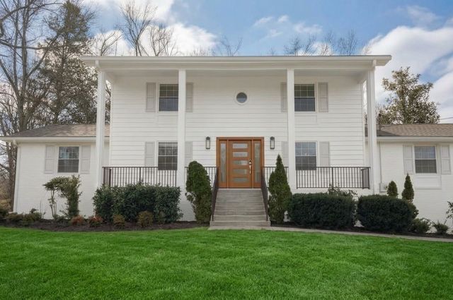 234 Bluegrass Cir, Lebanon