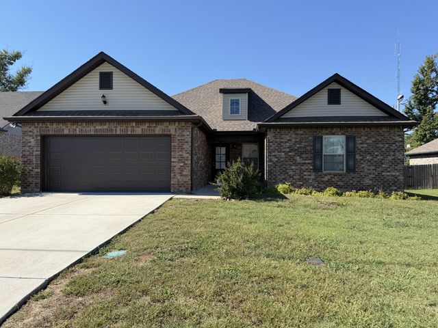 505 Preserve Cir, Manchester