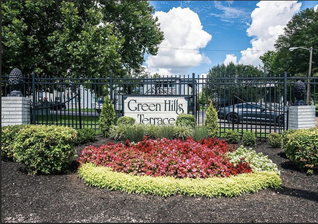 1900 Richard Jones Rd A203, Nashville
