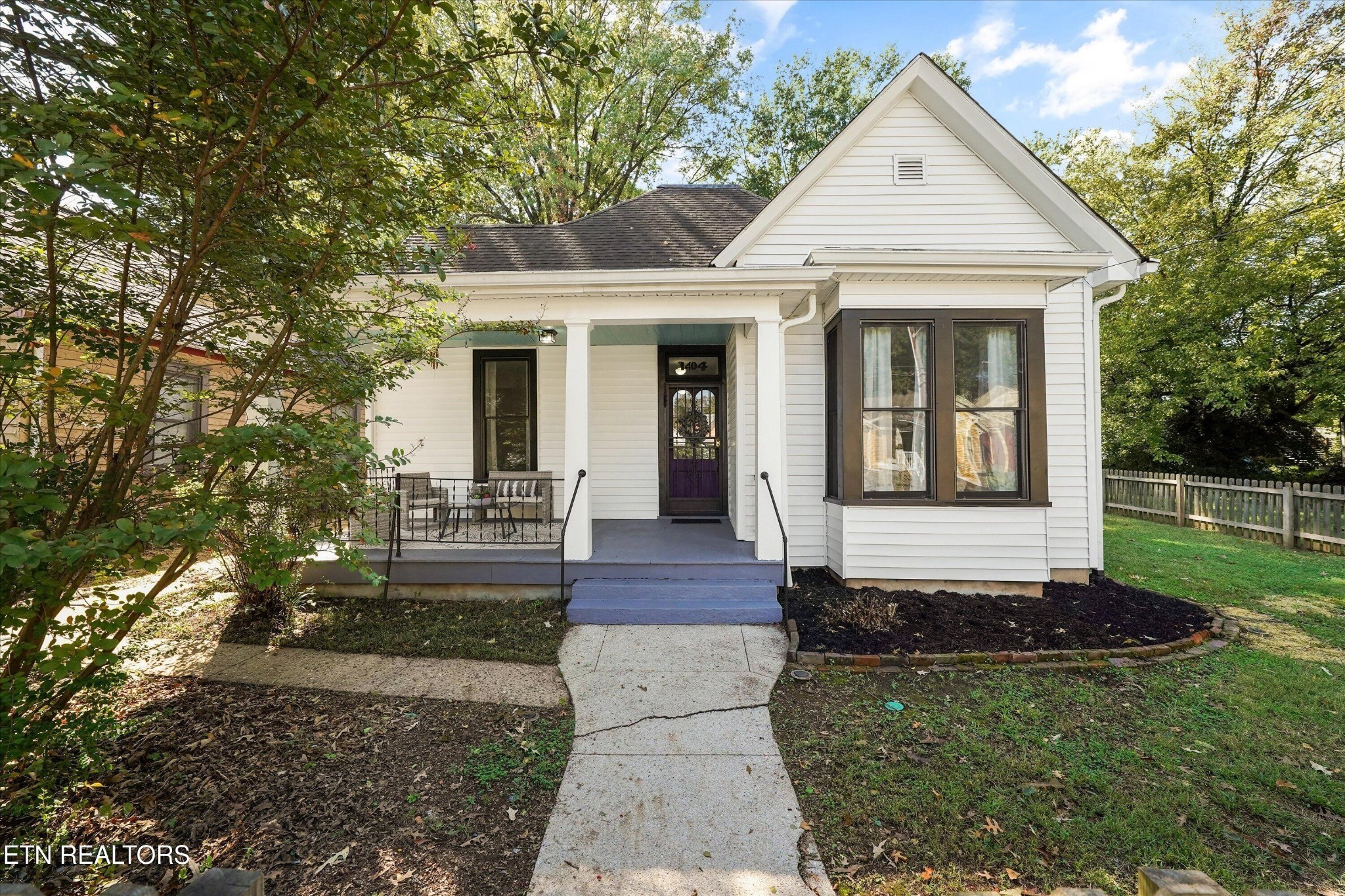 Photo for MLS 3620587 in 1404 Hannah Ave Knoxville, TN - 37921