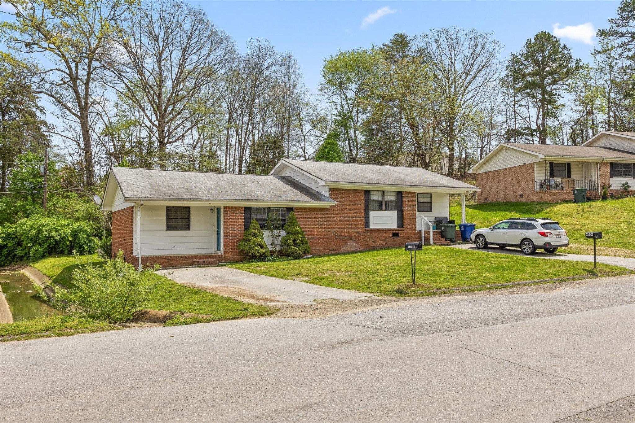 Photo of Listing #2813874