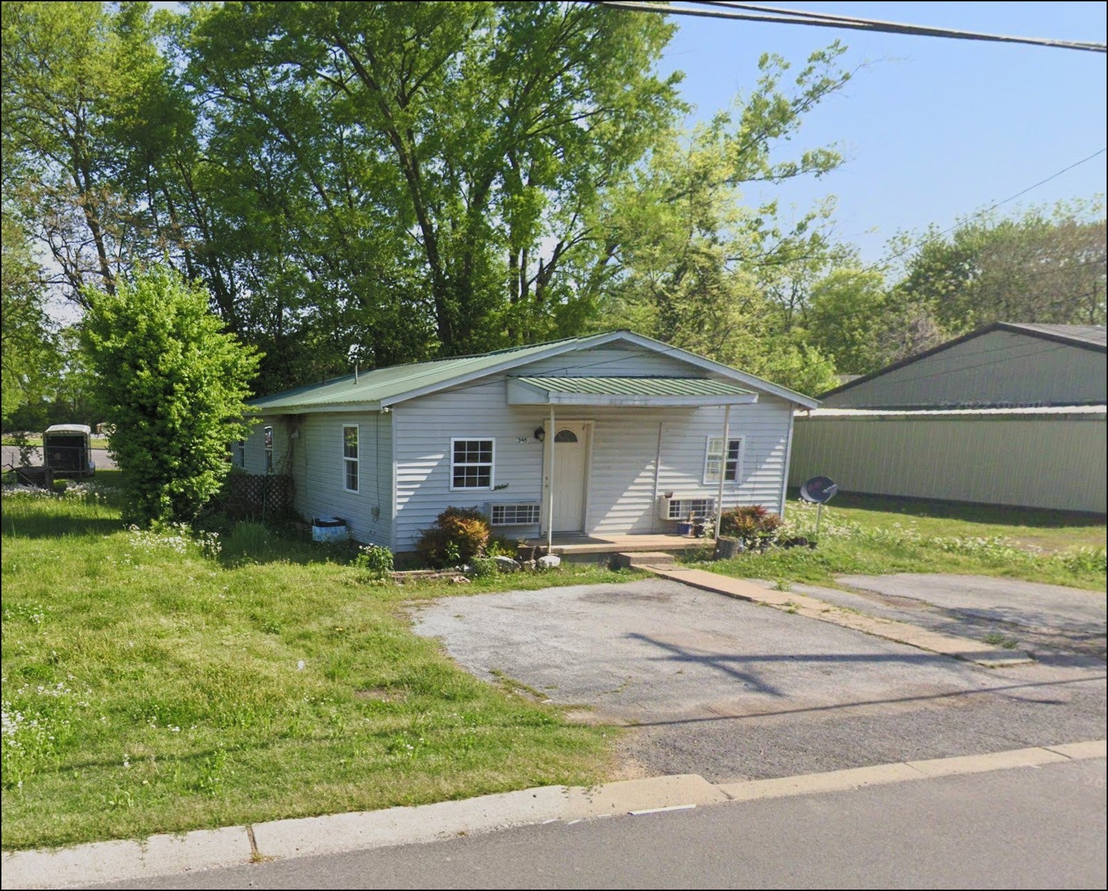 Photo of Listing #2900003
