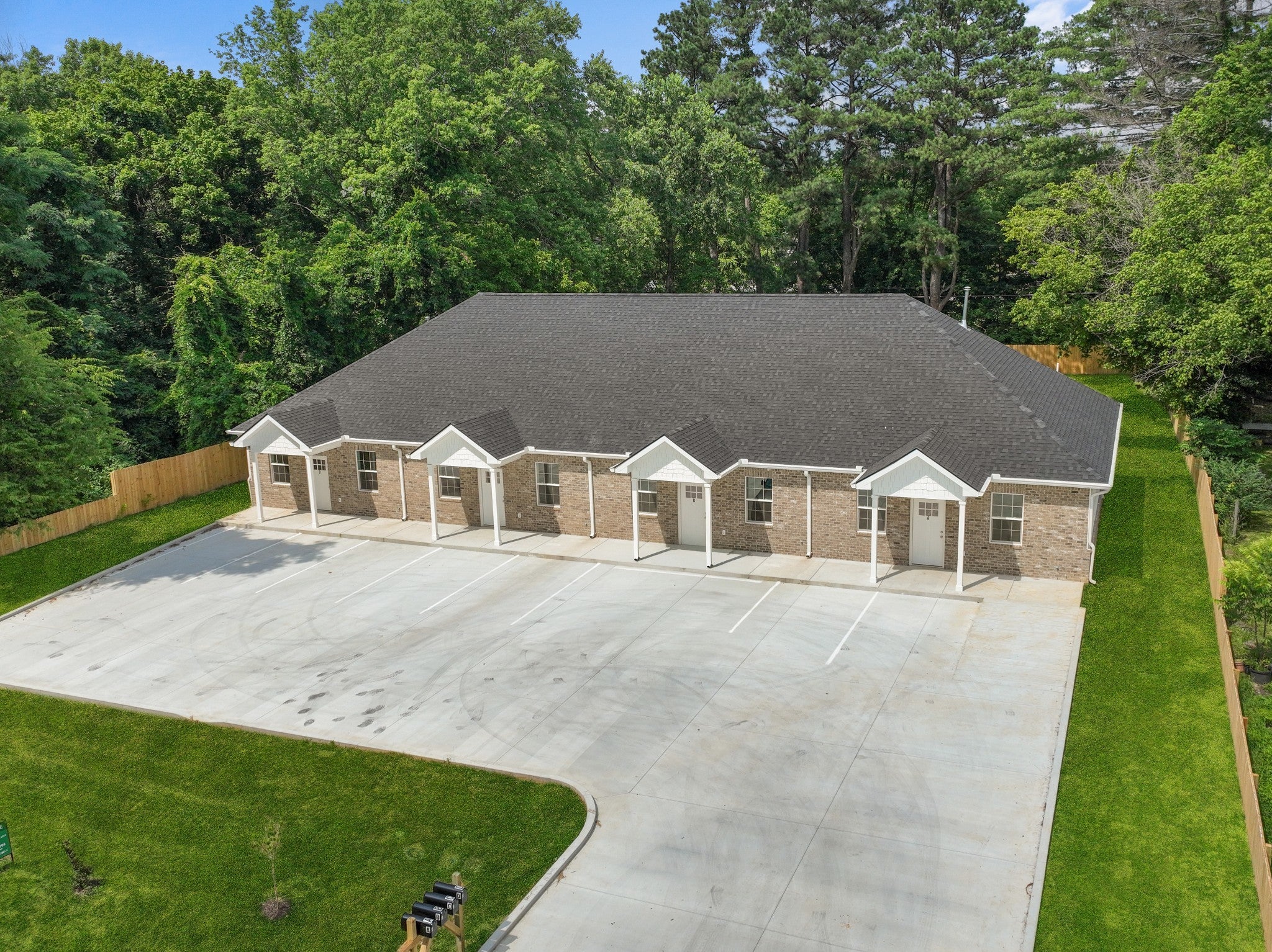 Photo of Listing #2924054