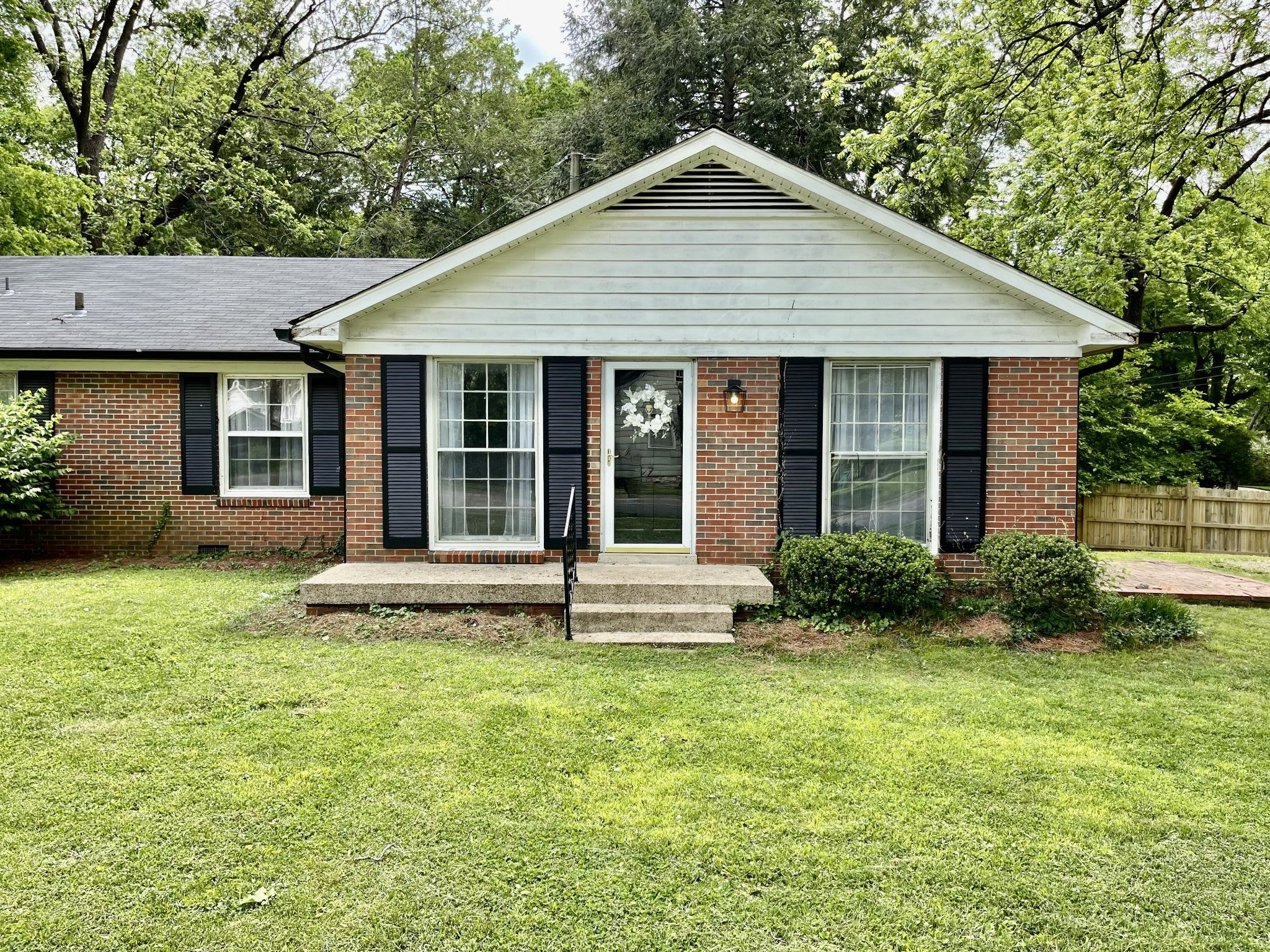 Photo of Listing #2924492