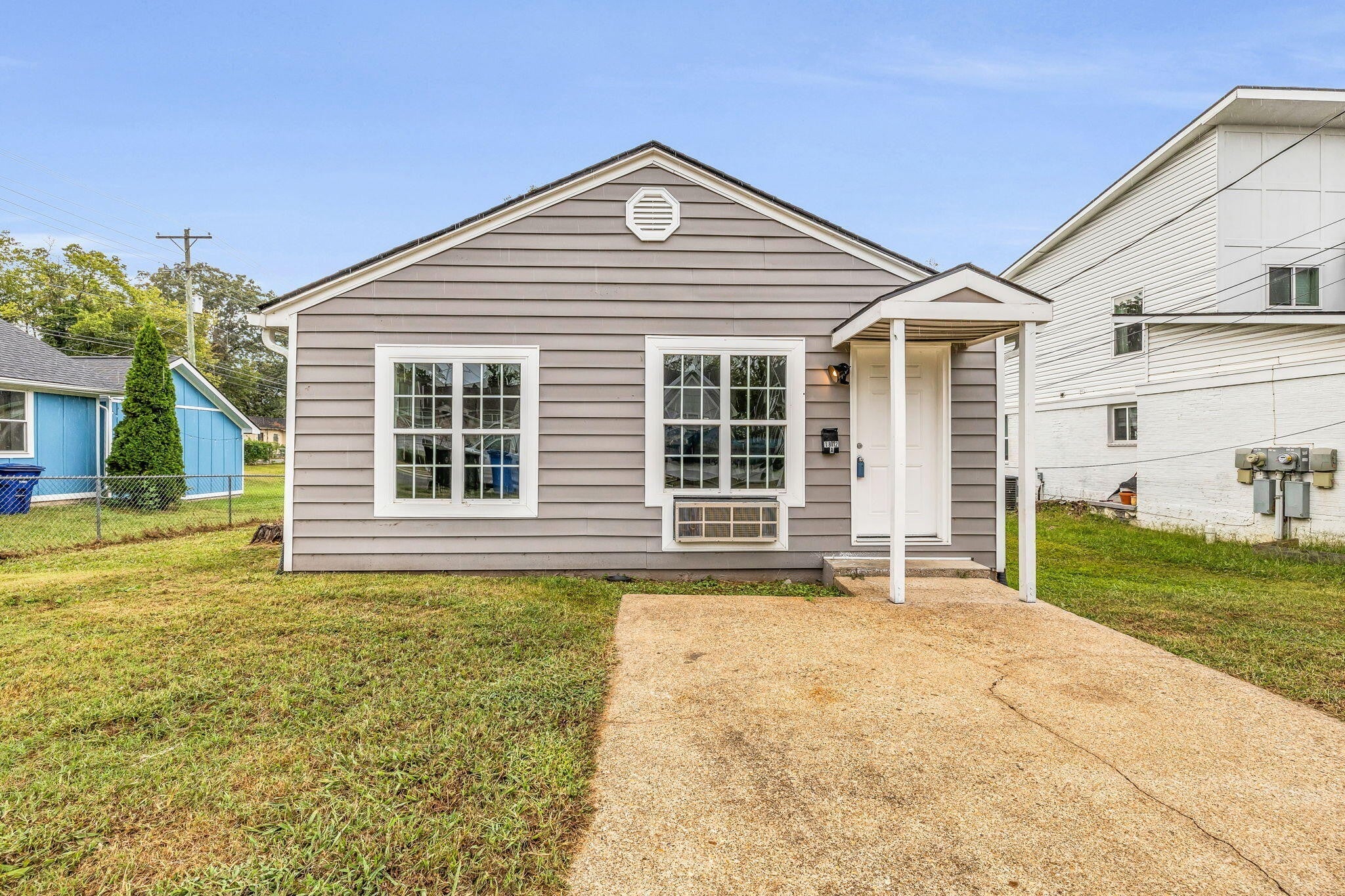 Photo of Listing #3000128