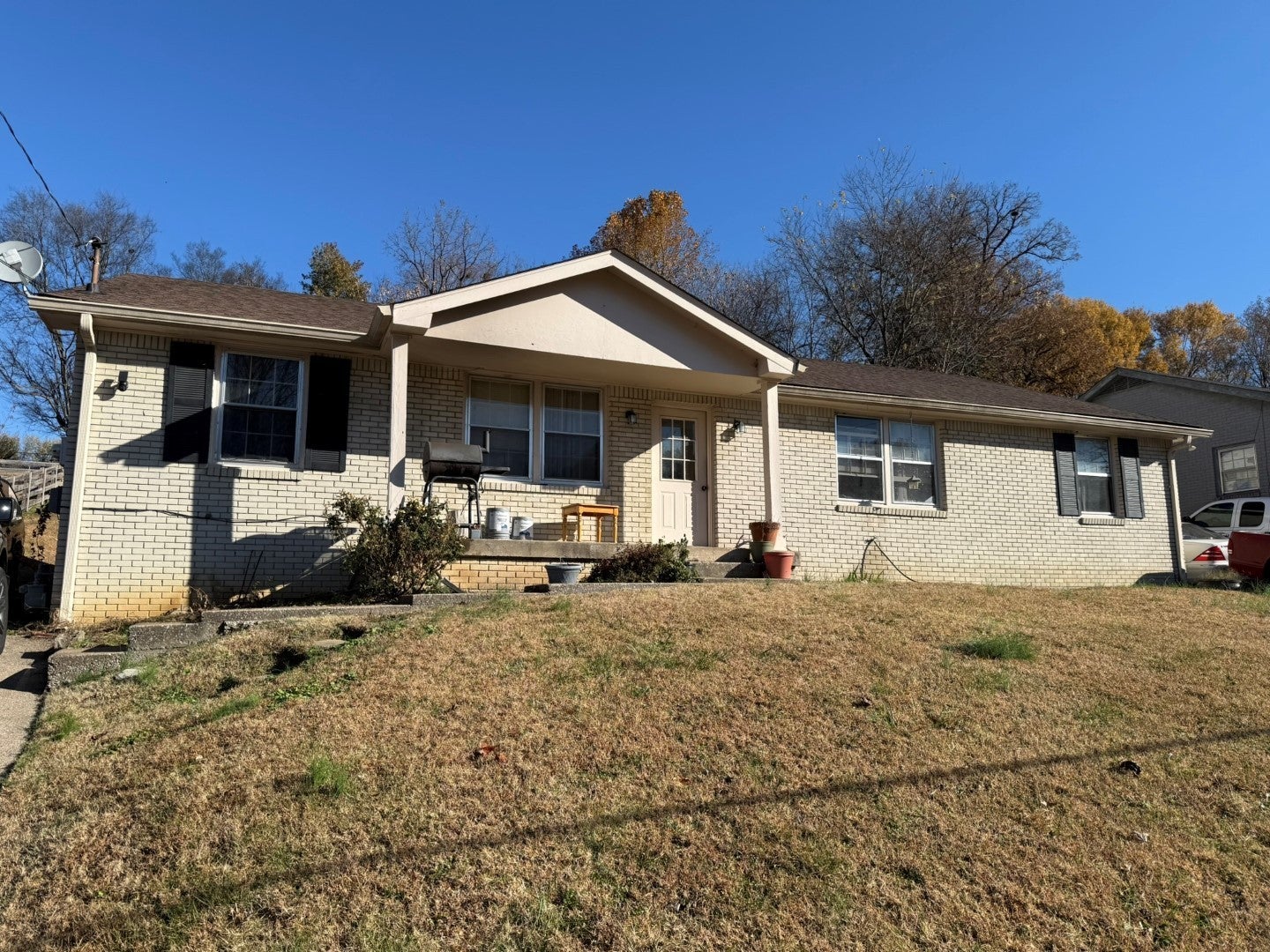 Photo of Listing #3045845