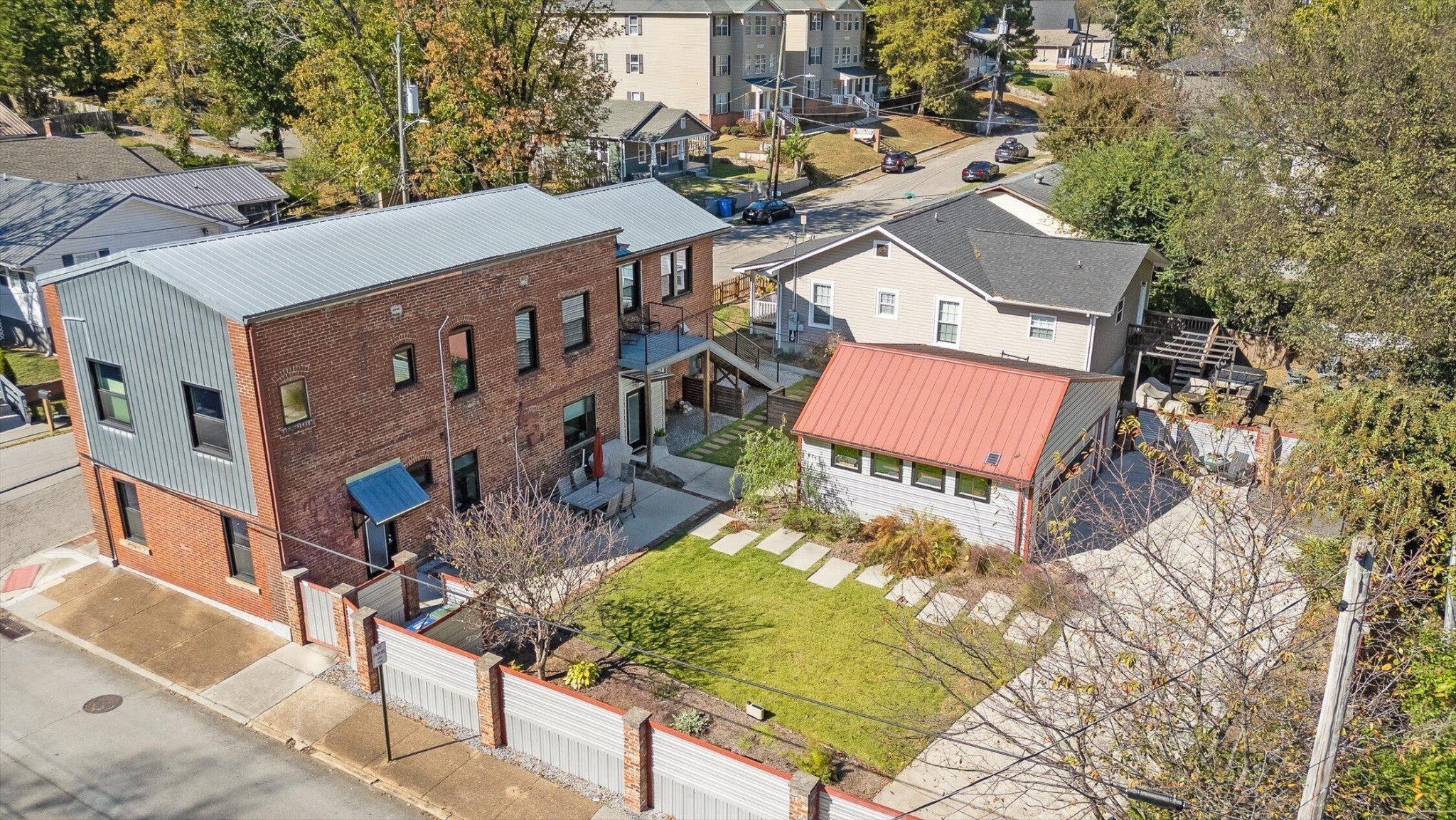 Photo of Listing #3050702