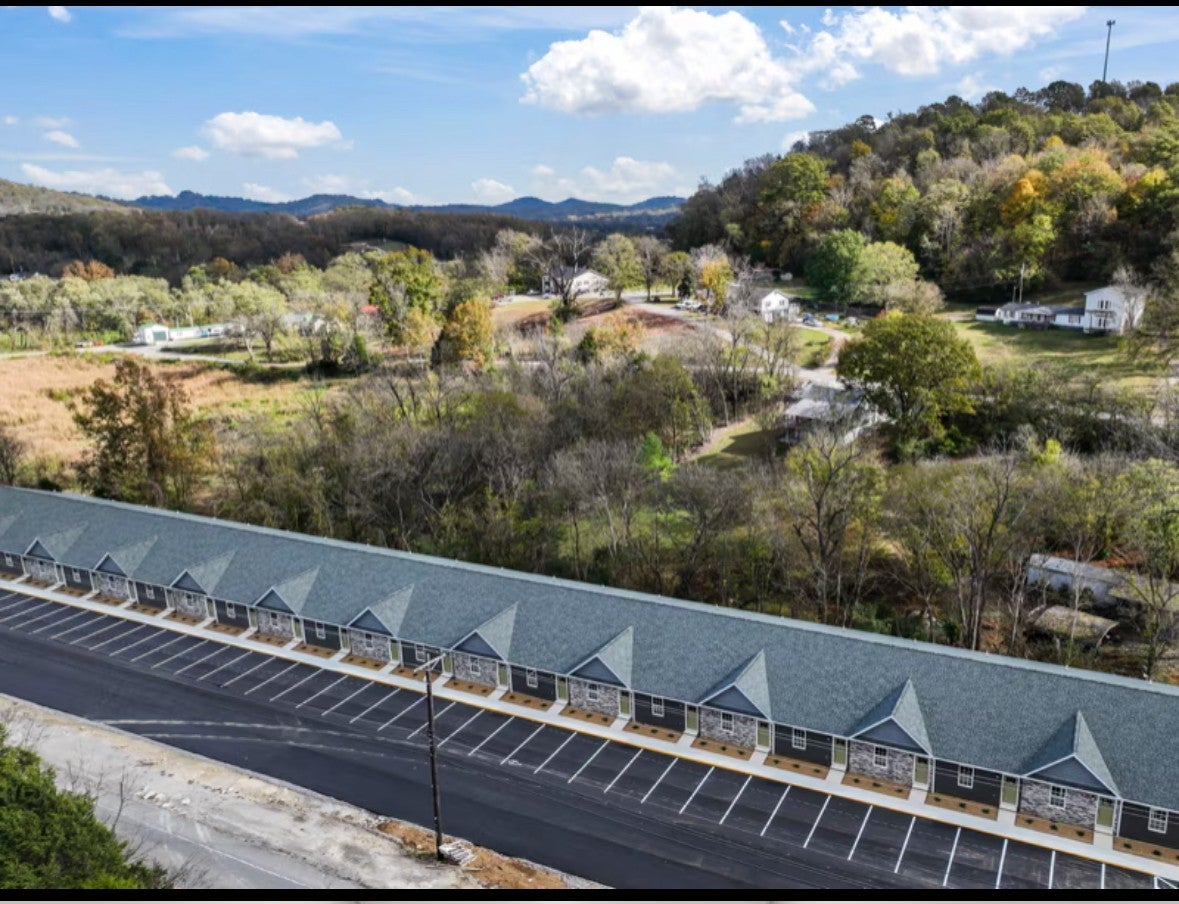 Photo of Listing #3060179