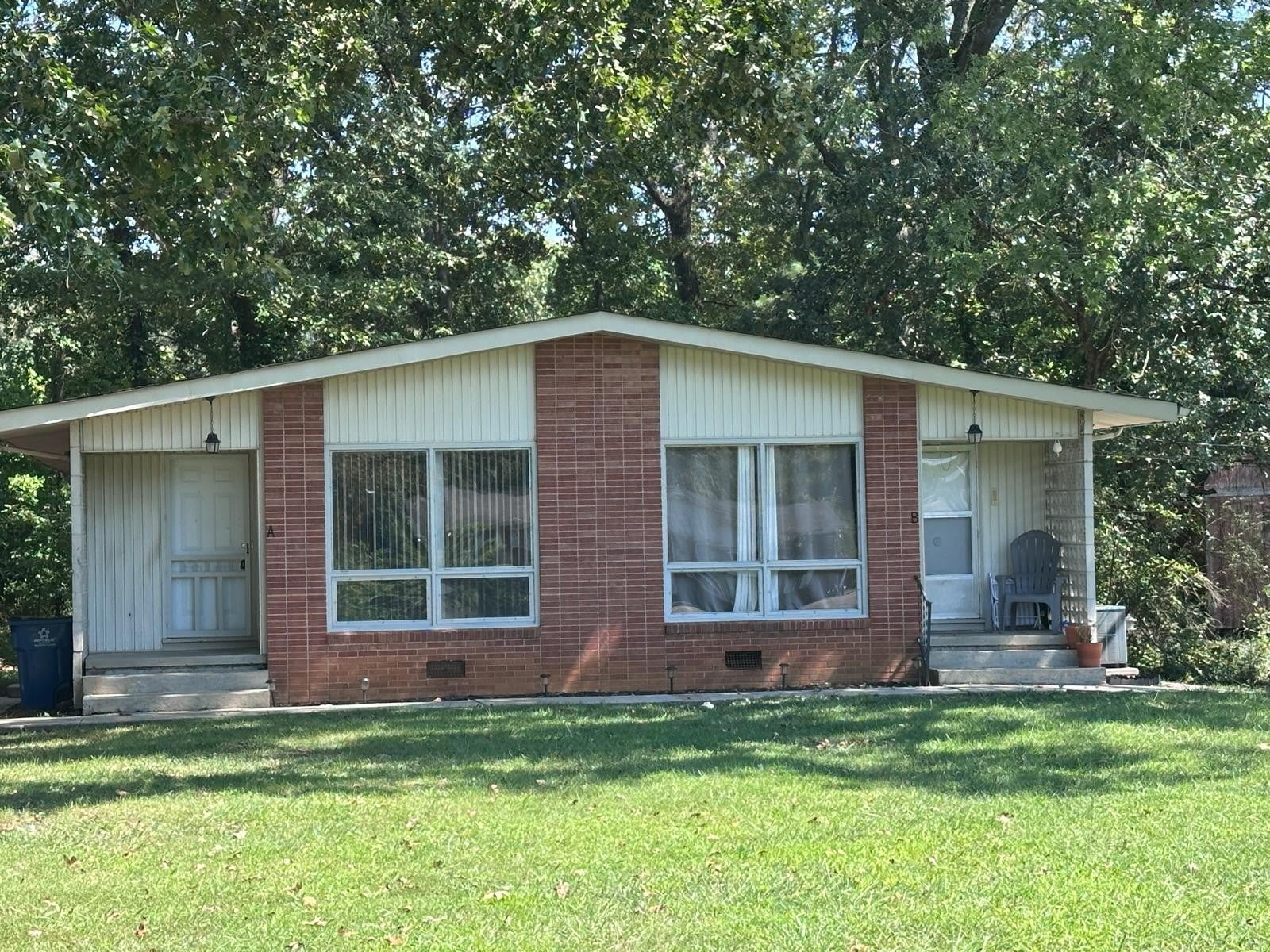 Photo of Listing #3061359