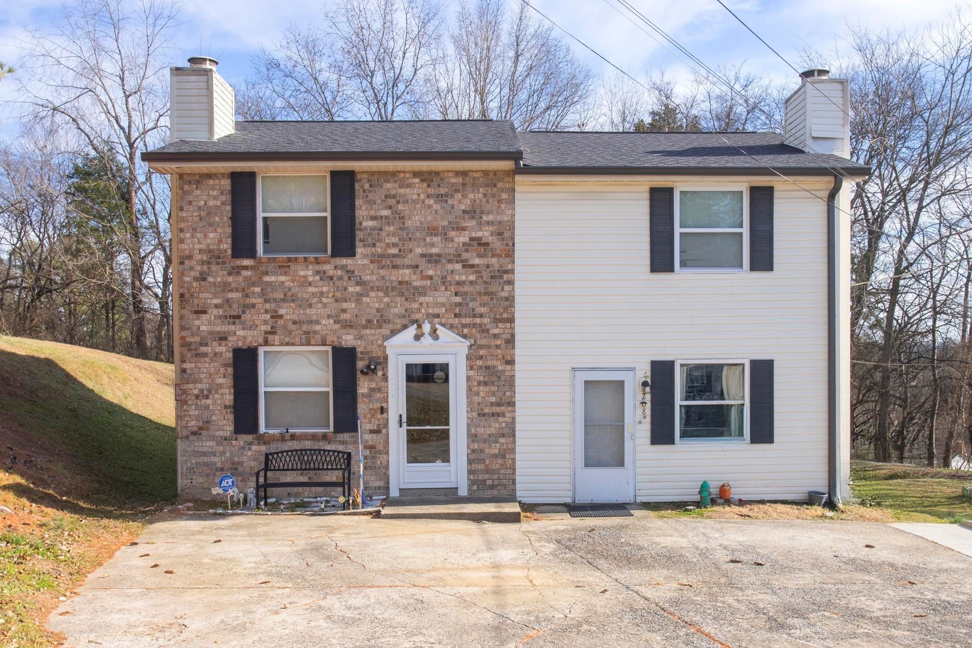 Photo of Listing #3098040