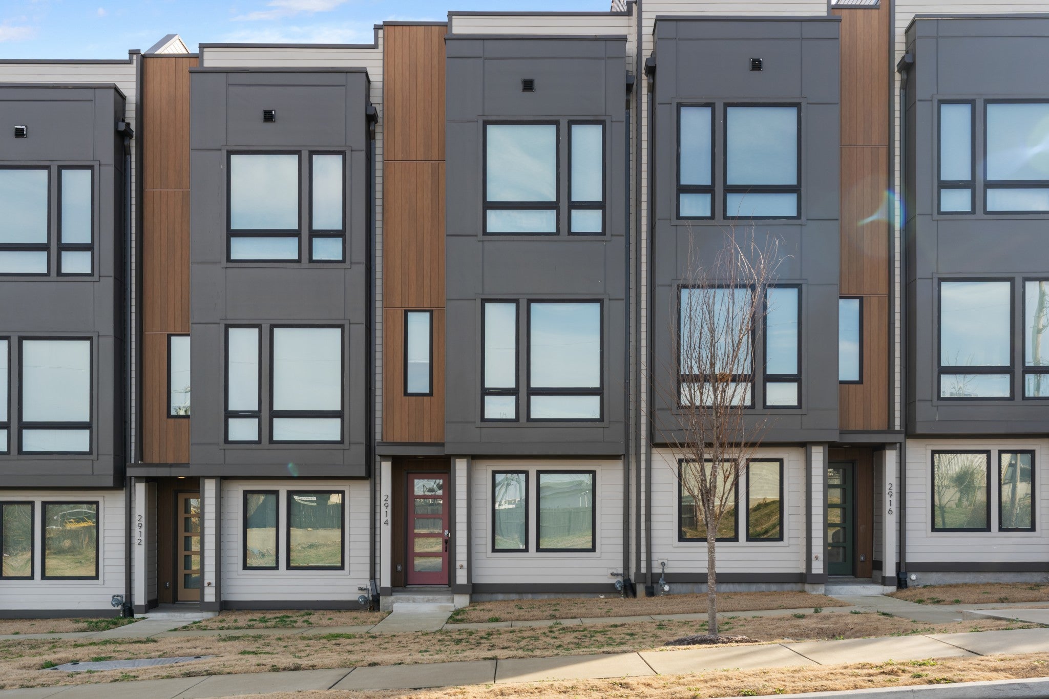 Photo of Listing #3119391