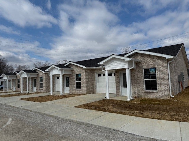 Photo of Listing #3135001