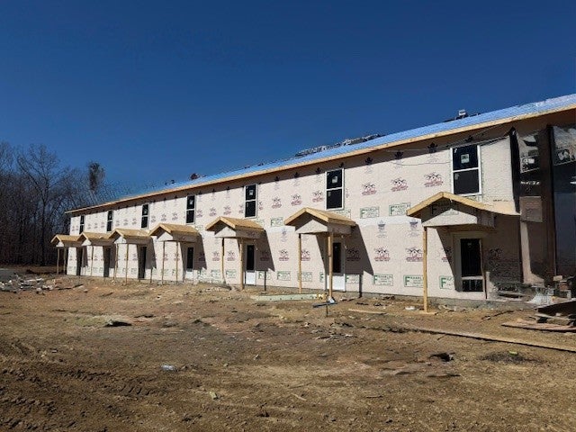 Photo of Listing #3136572