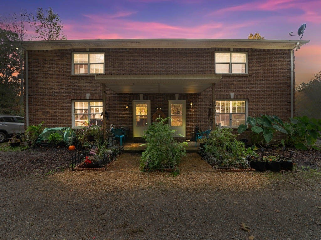 Photo of Listing #3158576