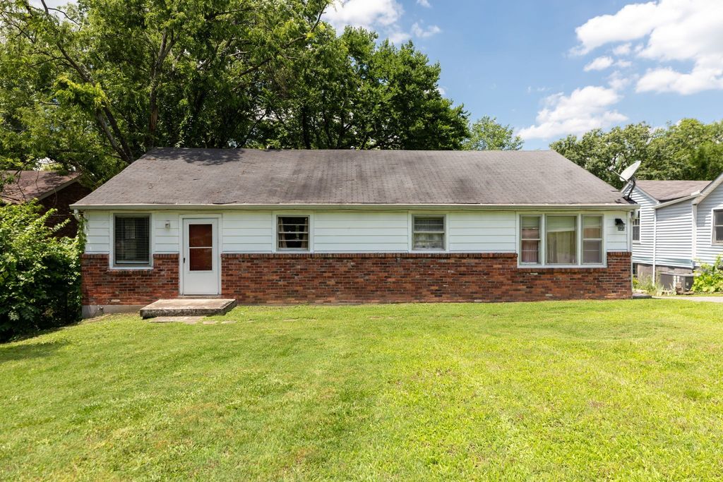 2740 Jones Ave, Nashville