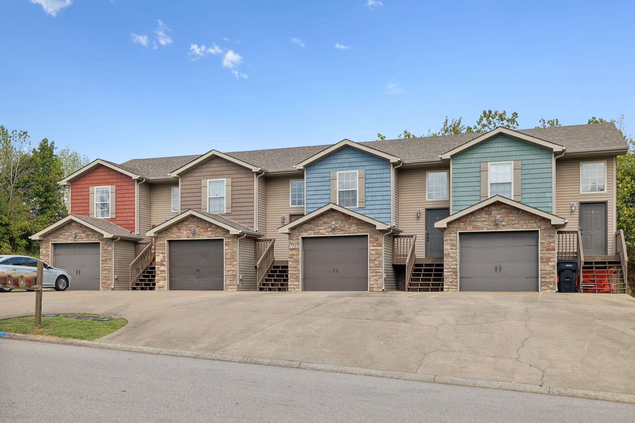 Photo for MLS 3528169 in 1723 Thistlewood Dr Clarksville, TN - 37042