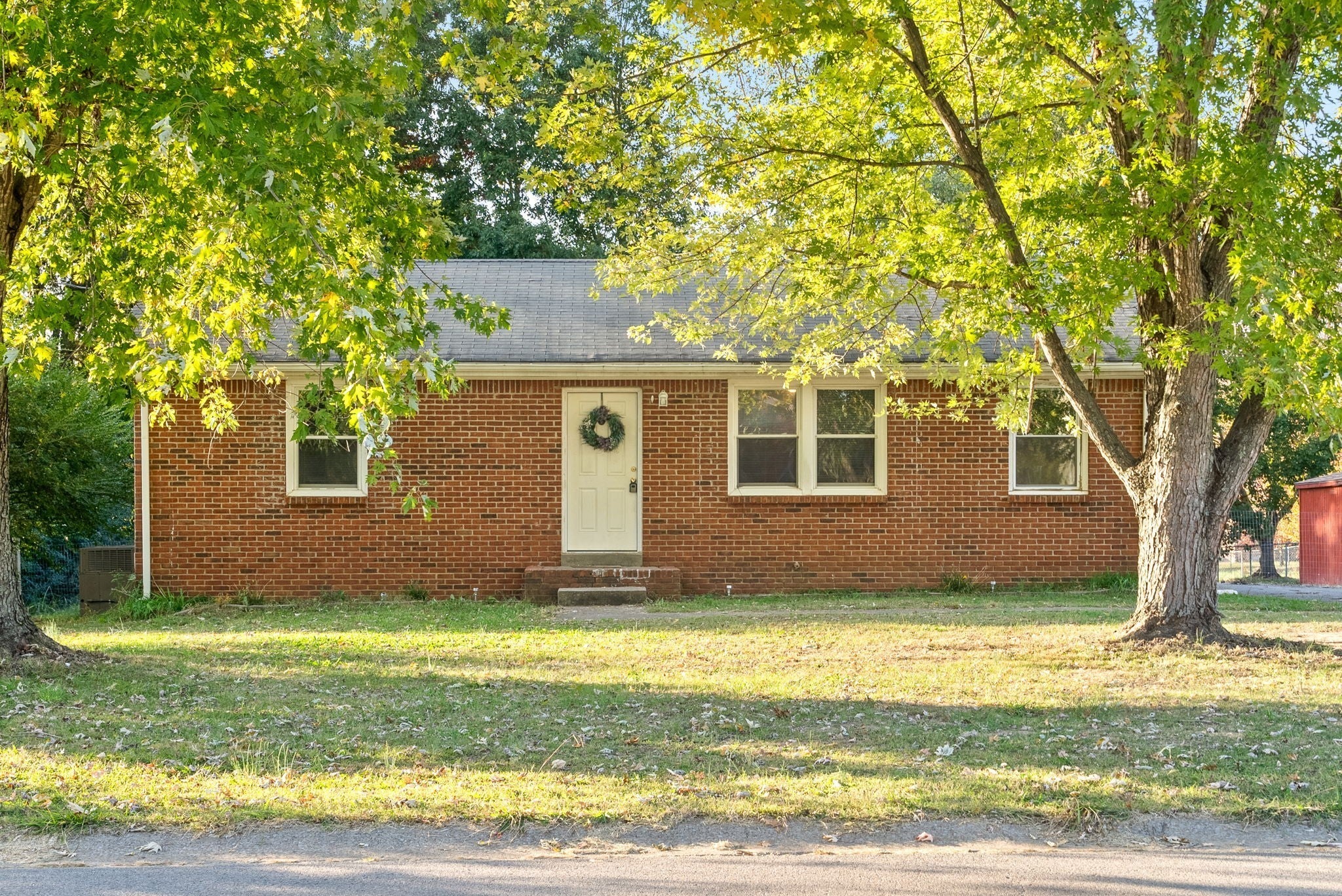 Photo of Listing #2780541