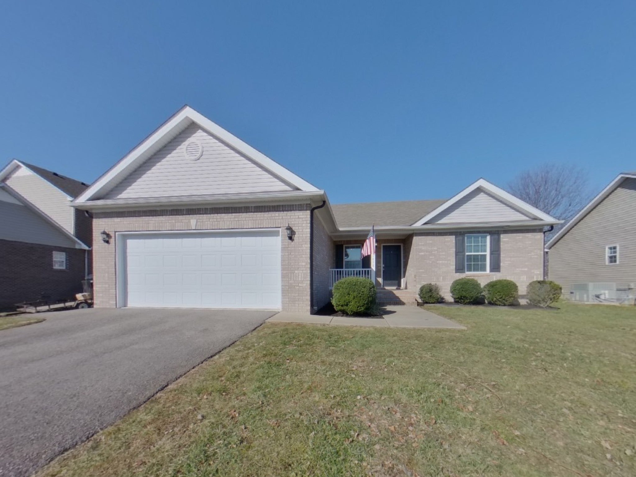 Photo of Listing #2784355