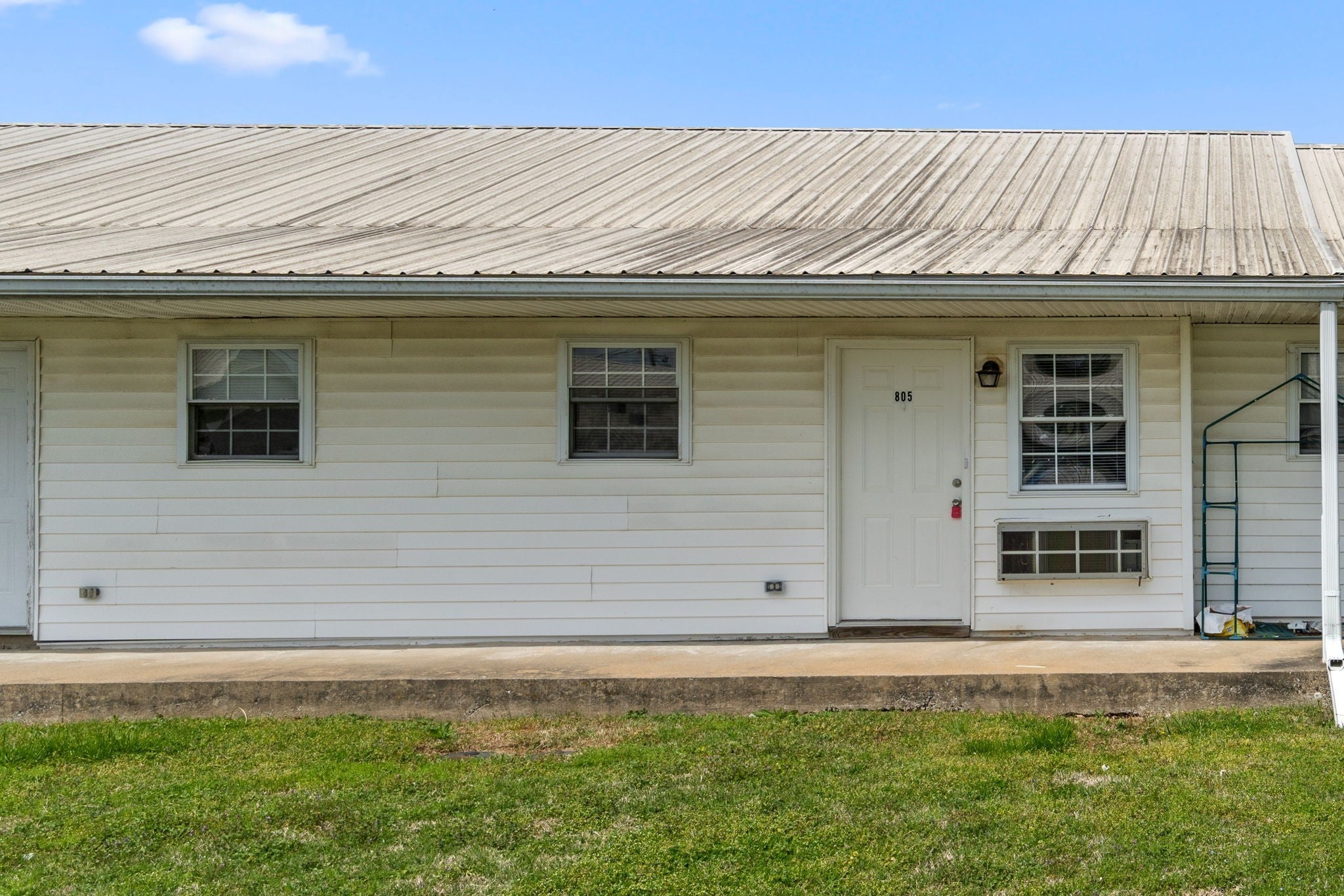 Photo of Listing #2805498